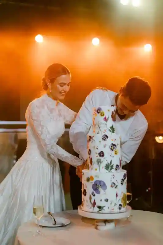 An Estate Wedding for Alexandra  and Sam