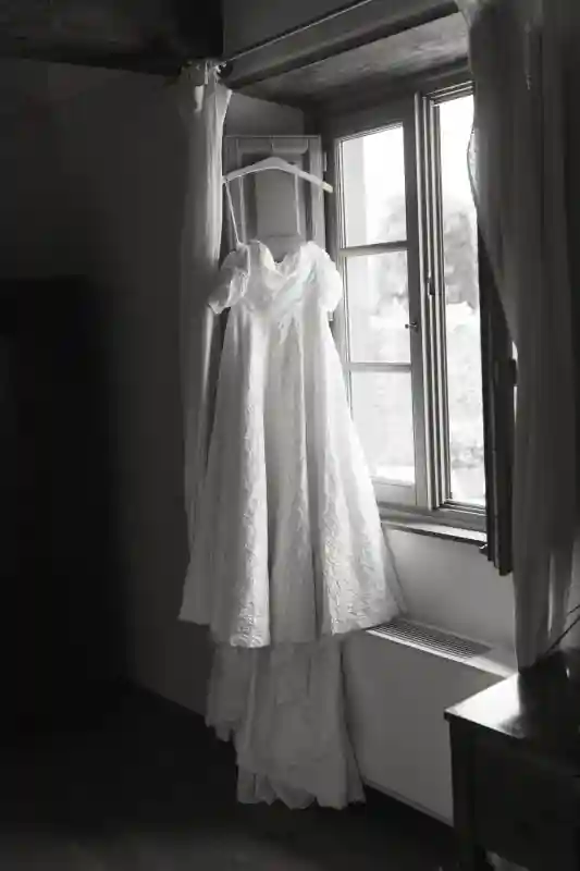 An Estate Wedding for Amanda and Mike
