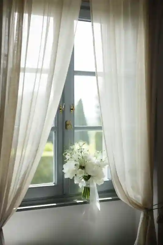 An Estate Wedding for Amanda and Mike