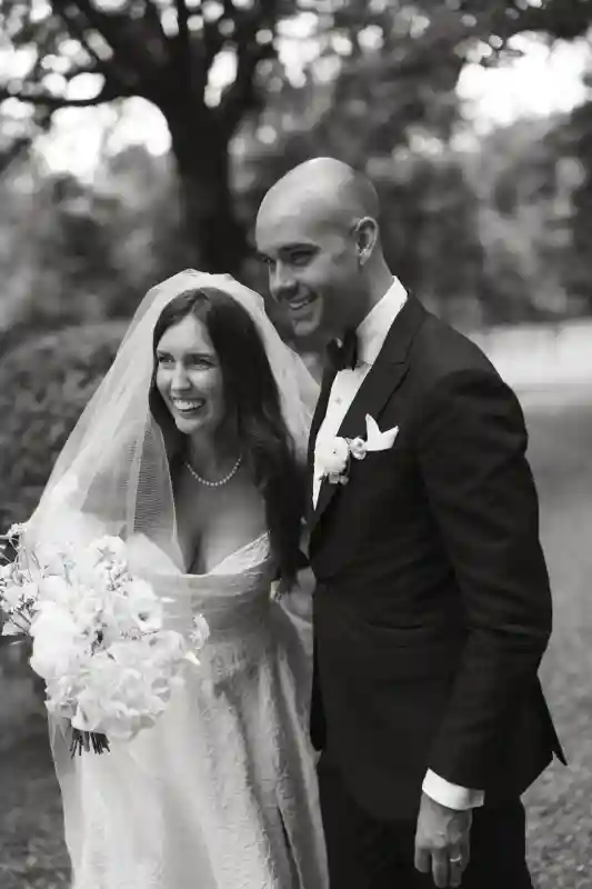 An Estate Wedding for Amanda and Mike