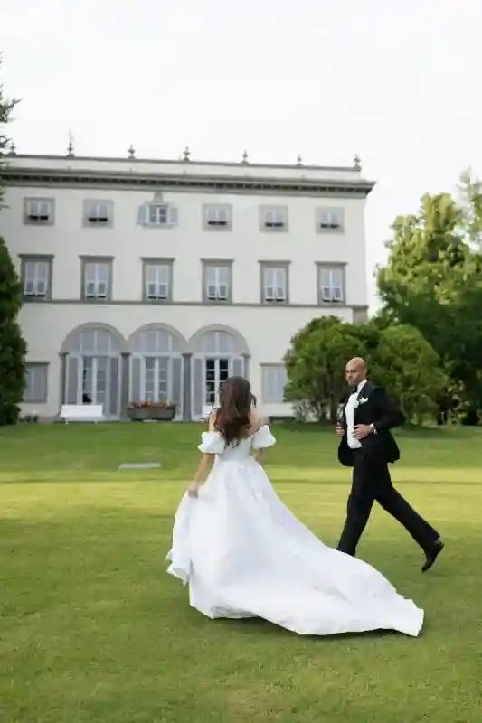An Estate Wedding for Amanda and Mike