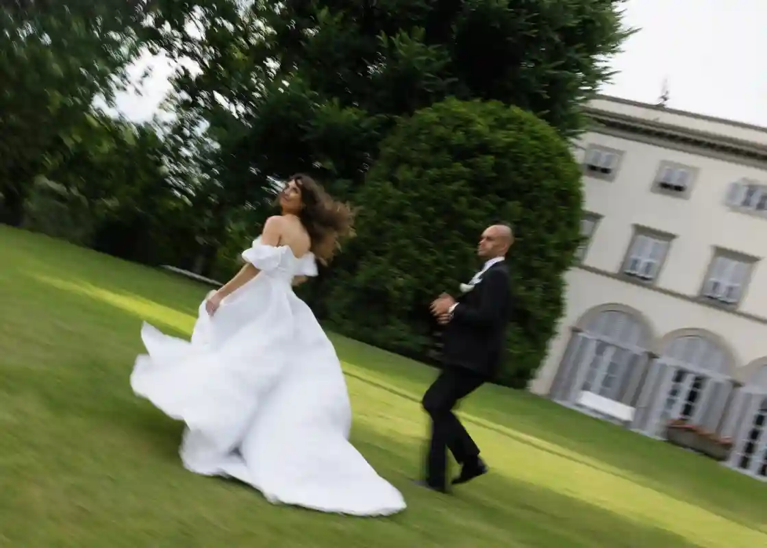An Estate Wedding for Amanda and Mike
