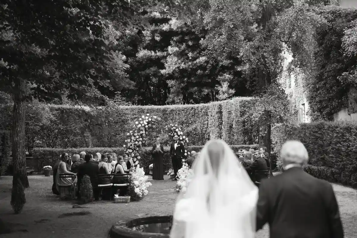 An Estate Wedding for Amanda and Mike