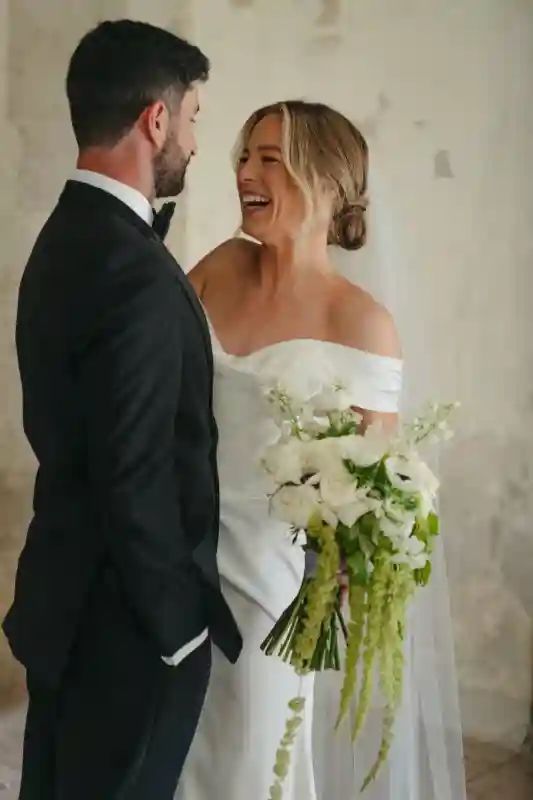 An Modern Wedding for Amanda and Jacob