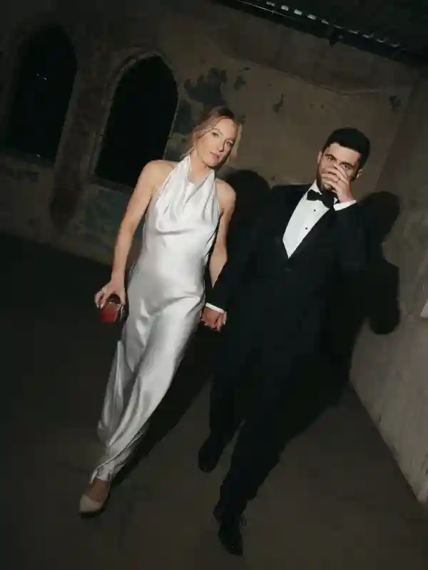 An Modern Wedding for Amanda and Jacob