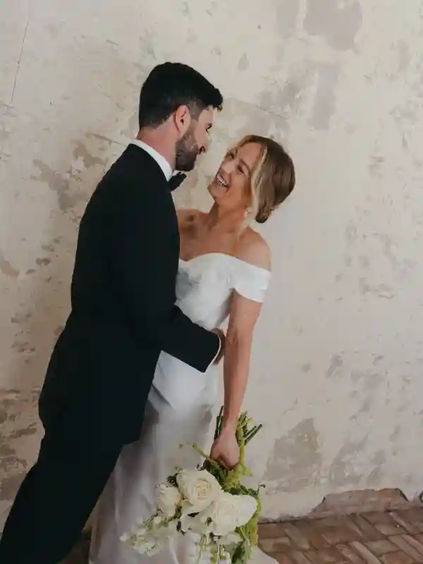 An Modern Wedding for Amanda and Jacob