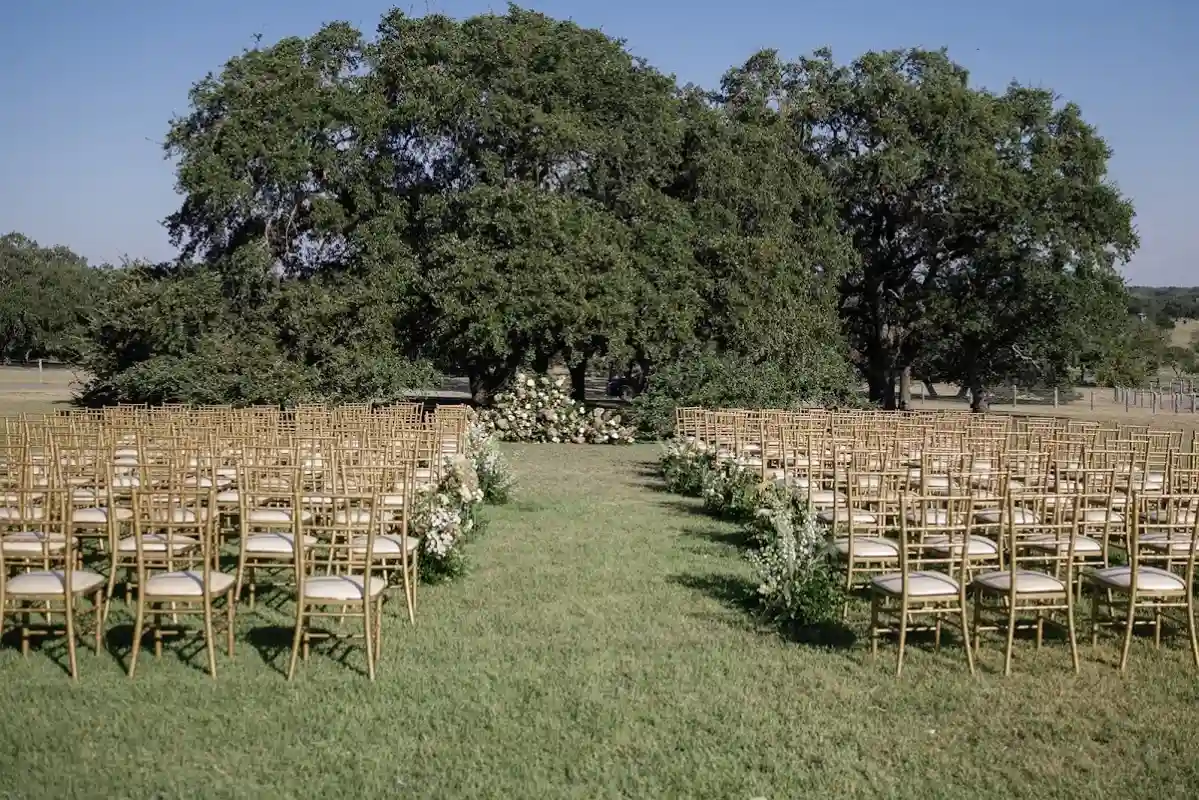A Rustic Wedding for Anna and Cade