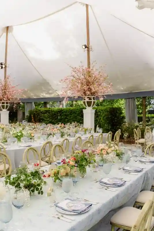 A Museum Wedding for Charlotte  and Lonnie