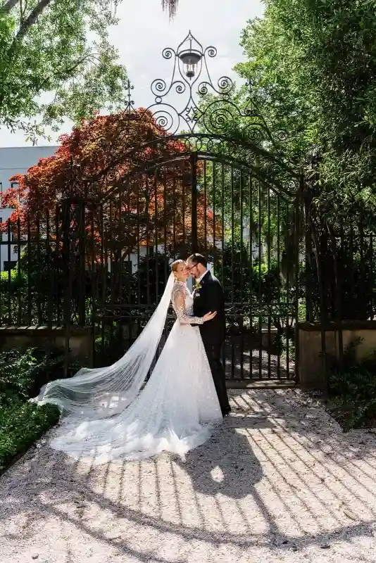 A Museum Wedding for Charlotte  and Lonnie