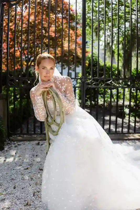 A Museum Wedding for Charlotte  and Lonnie