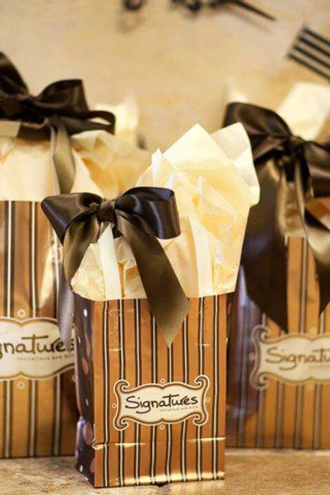 Signatures Invitations And Gifts