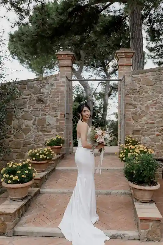 A Garden Wedding for Dorothy and Richard