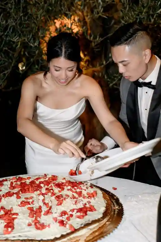 A Garden Wedding for Dorothy and Richard