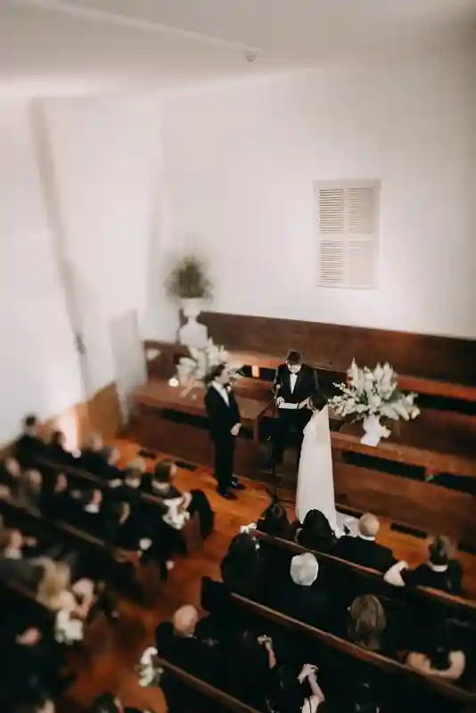 An Intimate Wedding for Emma and Andrew