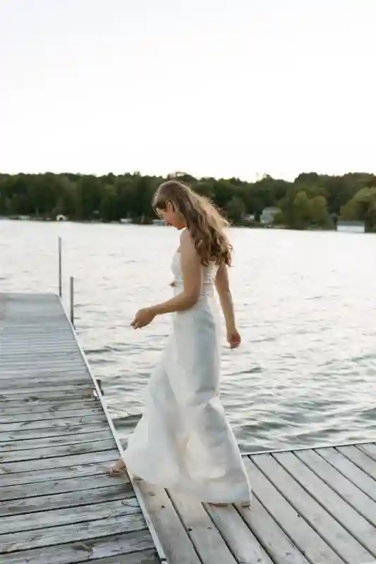 A Classic Wedding for Emma and Kyle