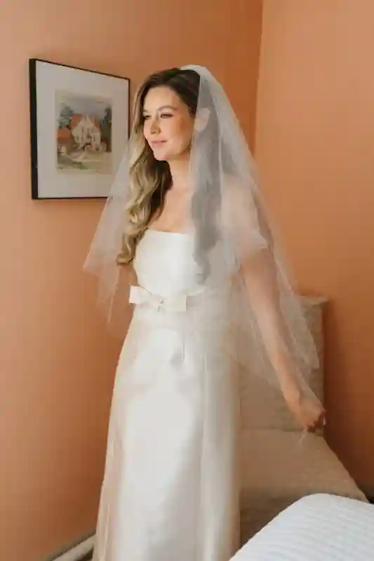 A Classic Wedding for Emma and Kyle