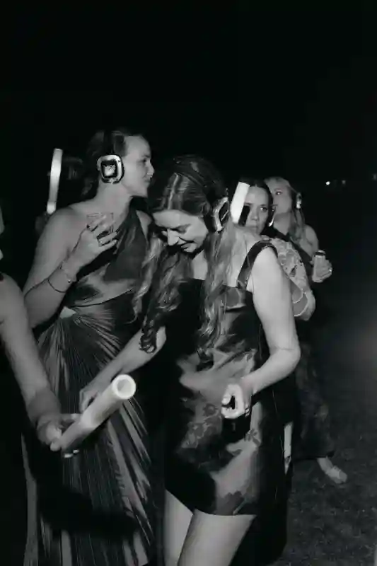 A Classic Wedding for Emma and Kyle