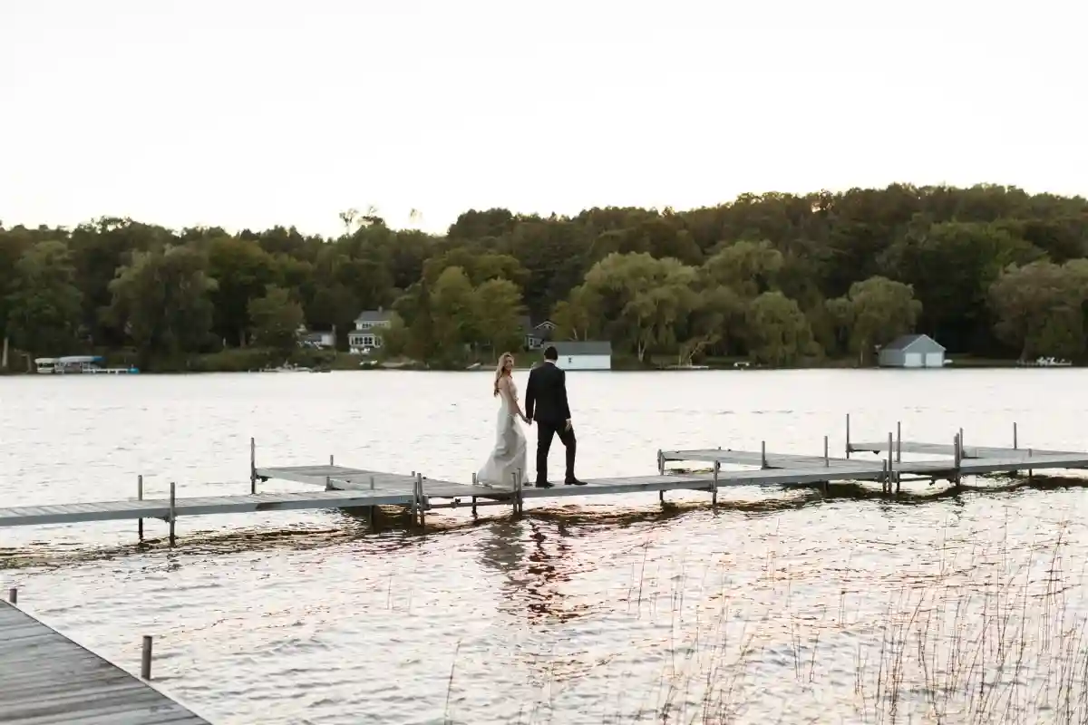 A Classic Wedding for Emma and Kyle