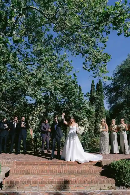 A Classic Wedding for Emma and Nick