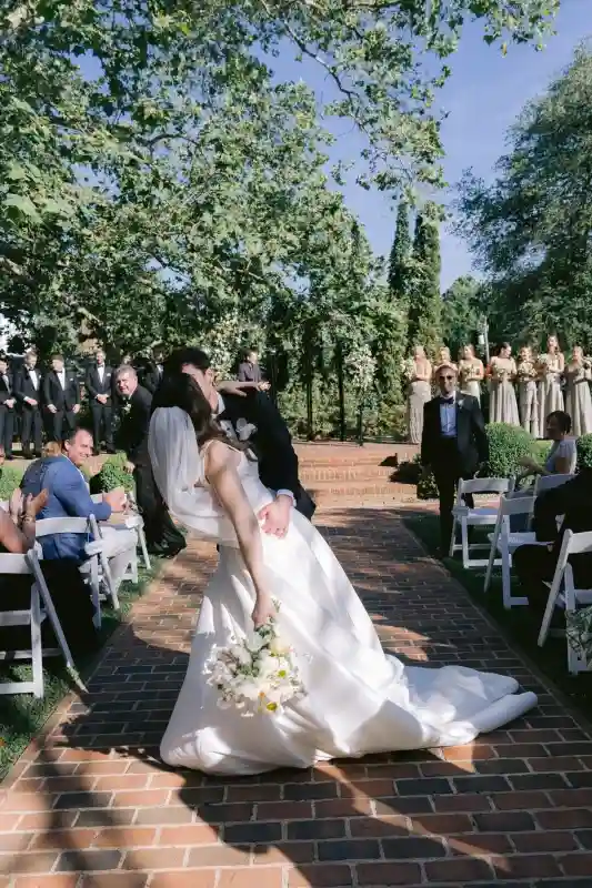 A Classic Wedding for Emma and Nick