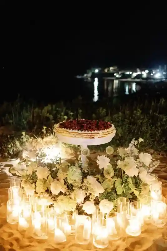 A Beach Wedding for Eva and Chris