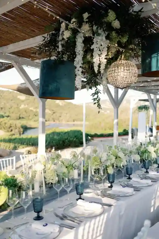 A Beach Wedding for Eva and Chris