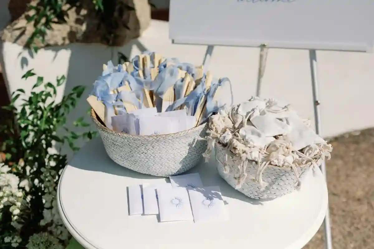 A Beach Wedding for Eva and Chris