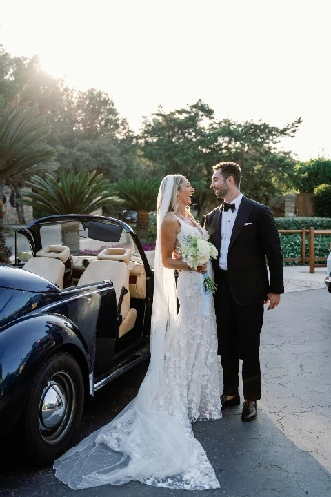 A Beach Wedding for Eva and Chris