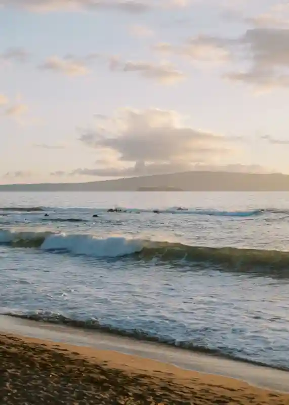 A Beach Wedding for Hannah and Dmitriy