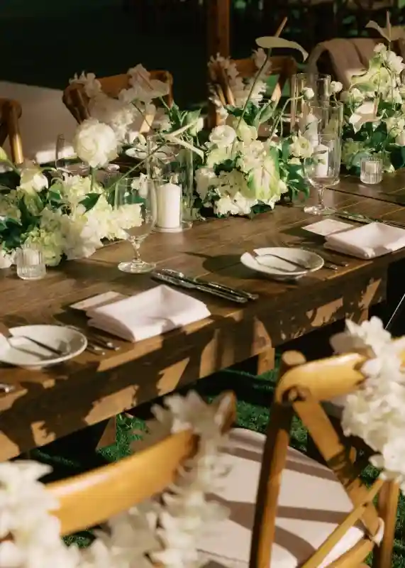 A Beach Wedding for Hannah and Dmitriy