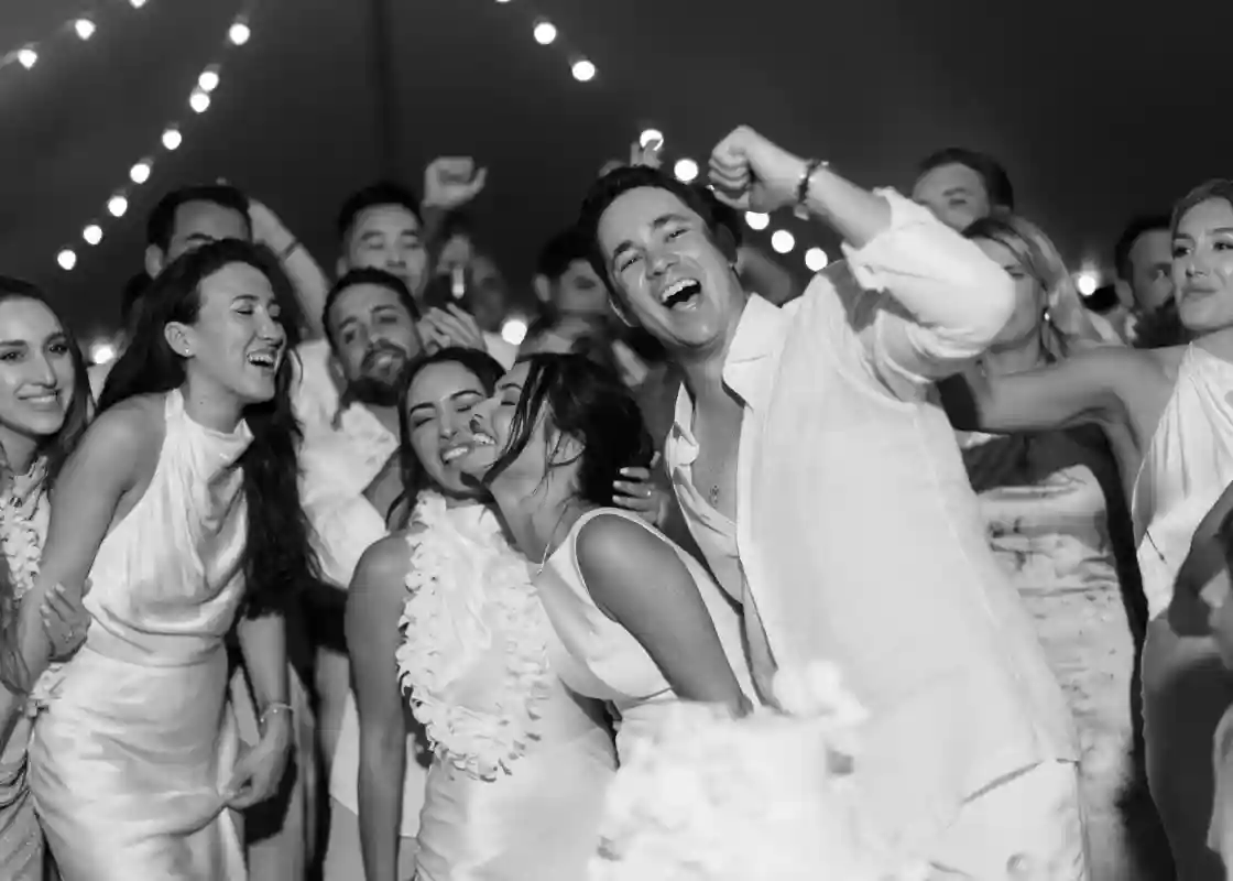 A Beach Wedding for Hannah and Dmitriy