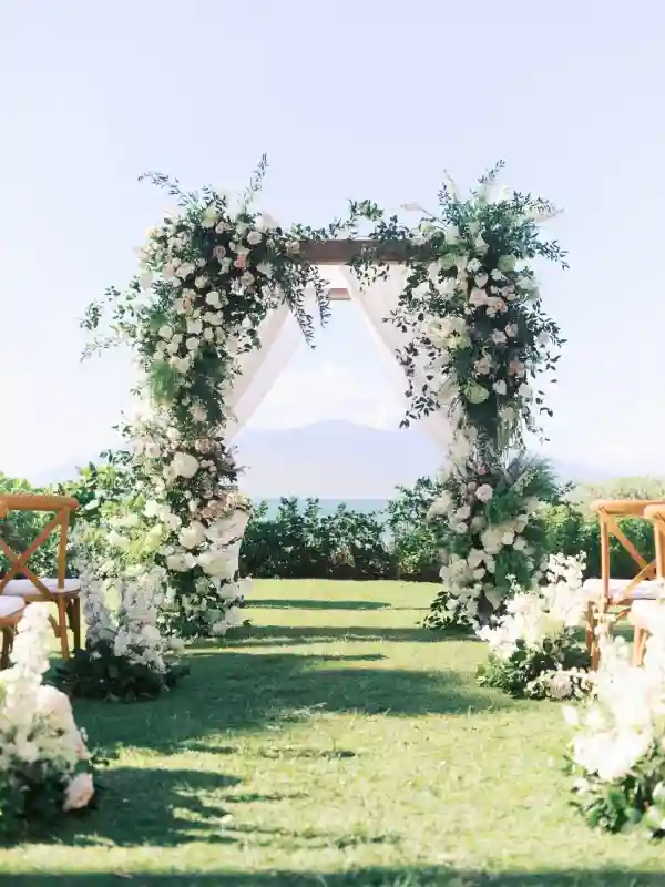 A Beach Wedding for Hannah and Dmitriy