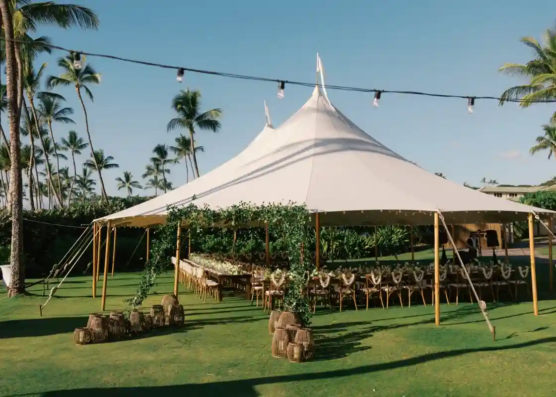 A Beach Wedding for Hannah and Dmitriy