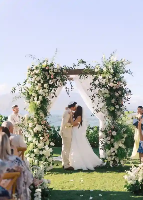 A Beach Wedding for Hannah and Dmitriy