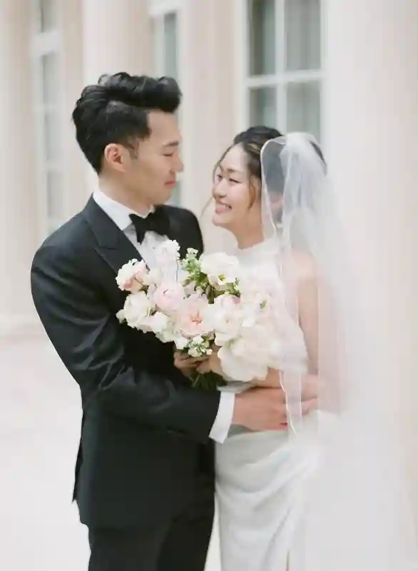 An Intimate Wedding for Jamie and Brian