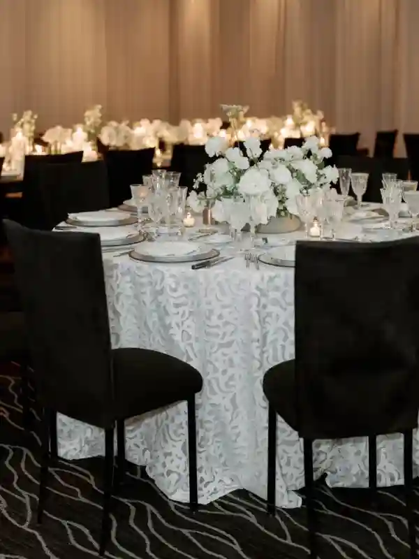 A Classic Wedding for Jessica and Trent