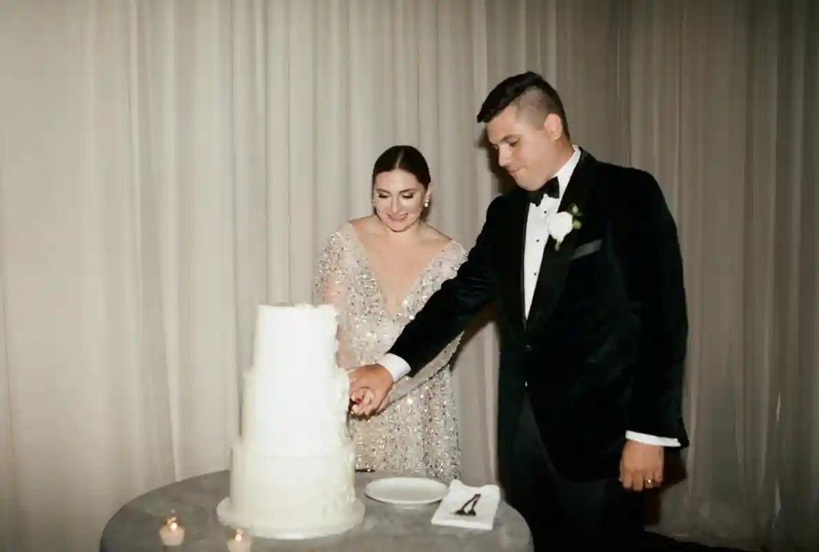 A Classic Wedding for Jessica and Trent