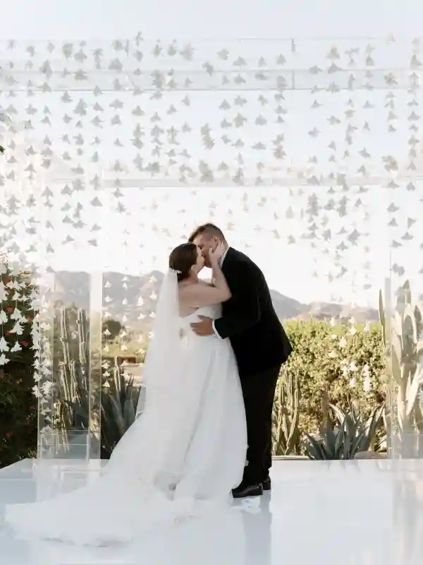 A Classic Wedding for Jessica and Trent