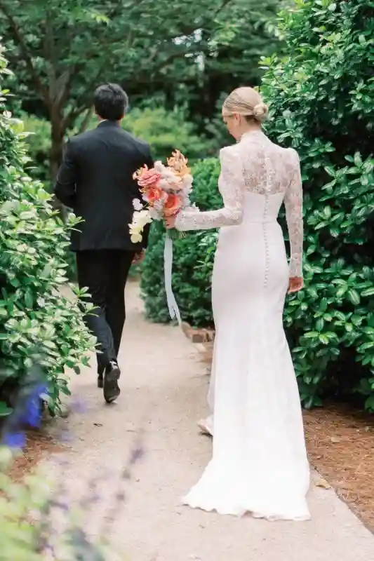 A Colorful Wedding for Julie and Dhruv