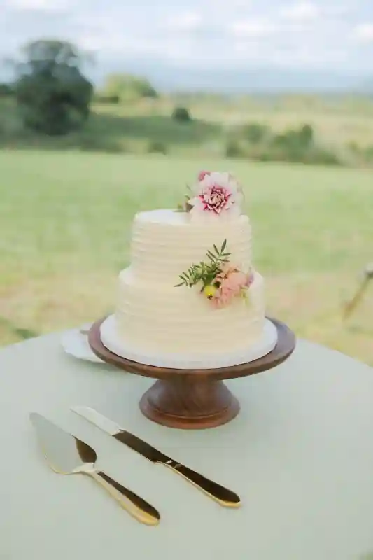 An Outdoor Wedding for Keren  and Adam