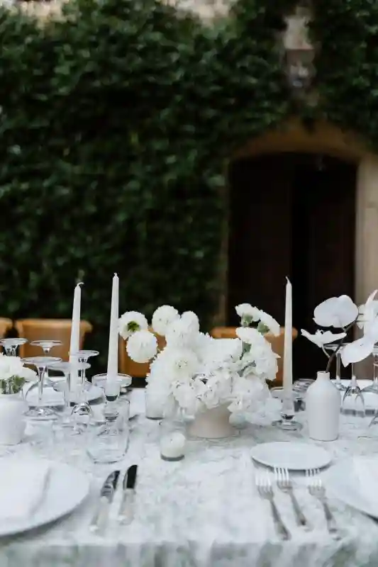 A Countryside Wedding for Lauren and Alex