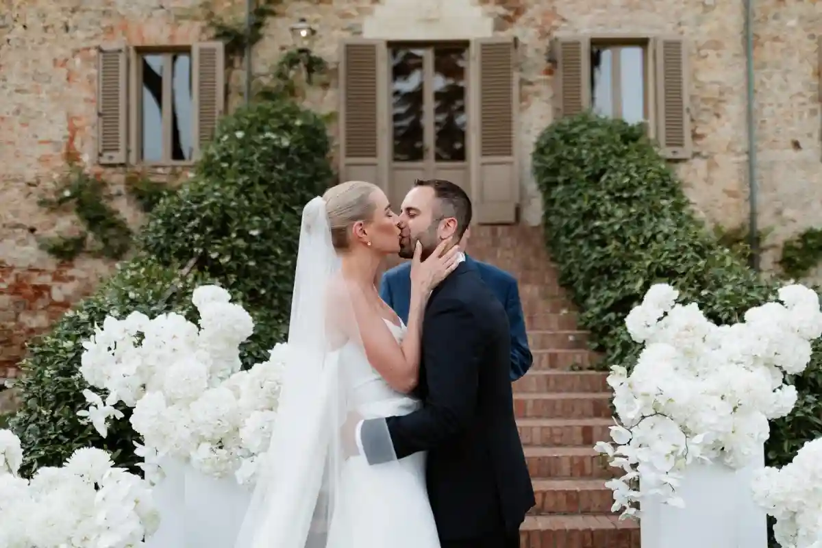 A Countryside Wedding for Lauren and Alex