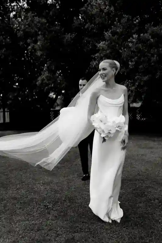 A Countryside Wedding for Lauren and Alex