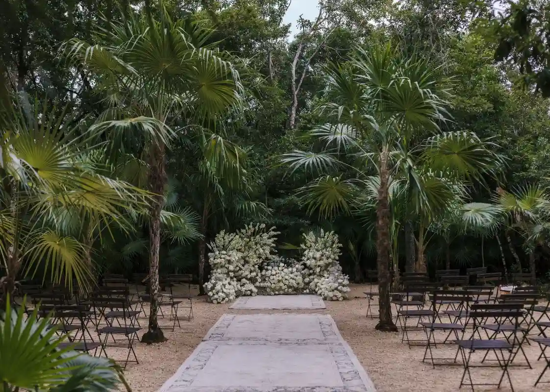 A Jungle Wedding for Lisa and Alejo