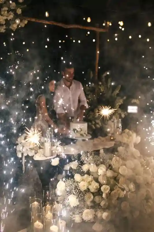 A Jungle Wedding for Lisa and Alejo
