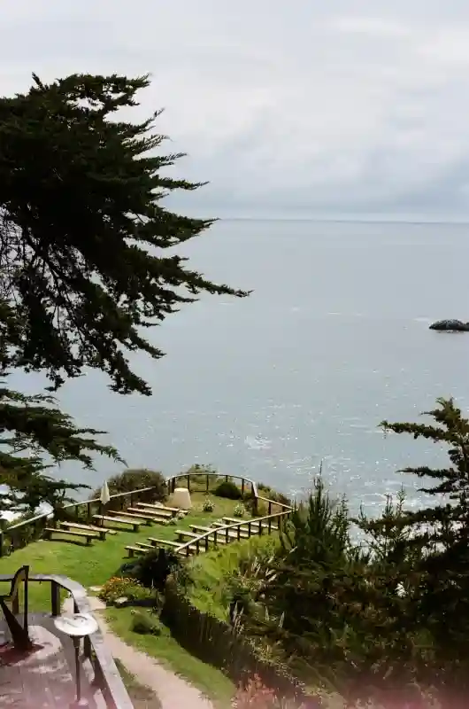 A Coastal Wedding for Mariko  and Kevin