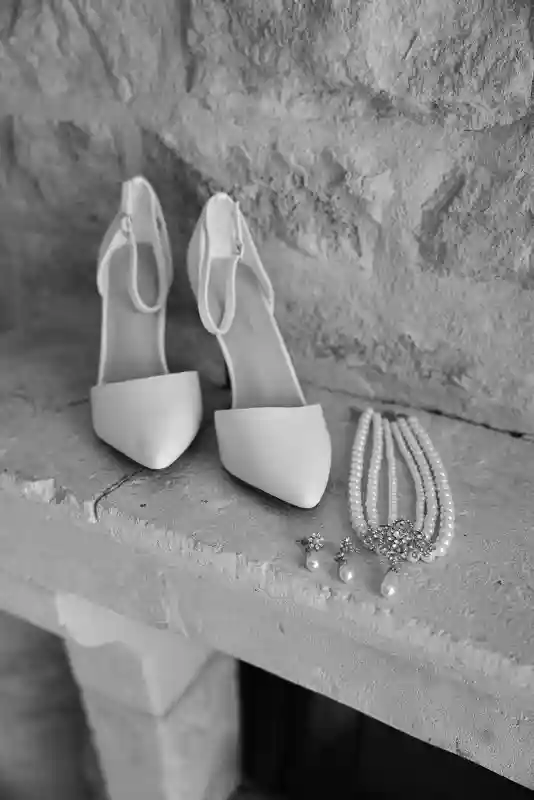An Elopement Editorial for Mary and Michael
