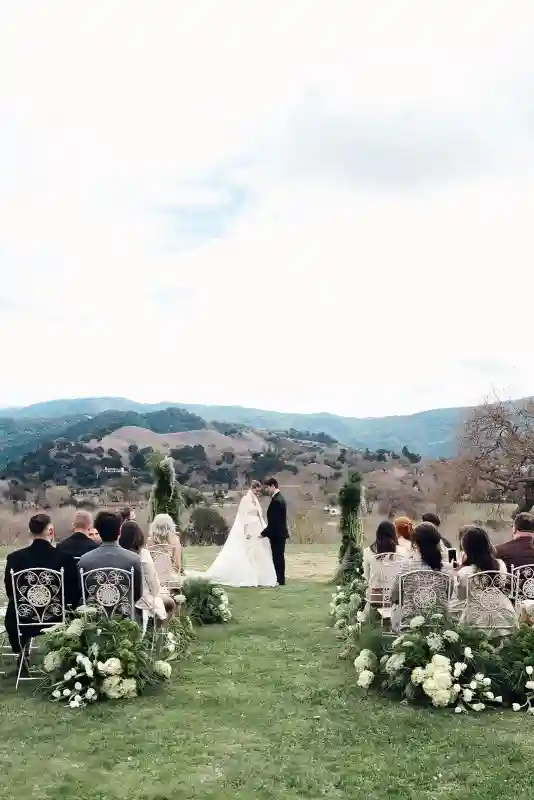 An Elopement Editorial for Mary and Michael