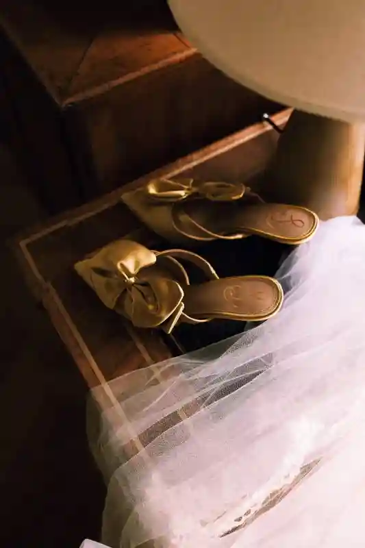 An Intimate Wedding for Micaela and Lucas