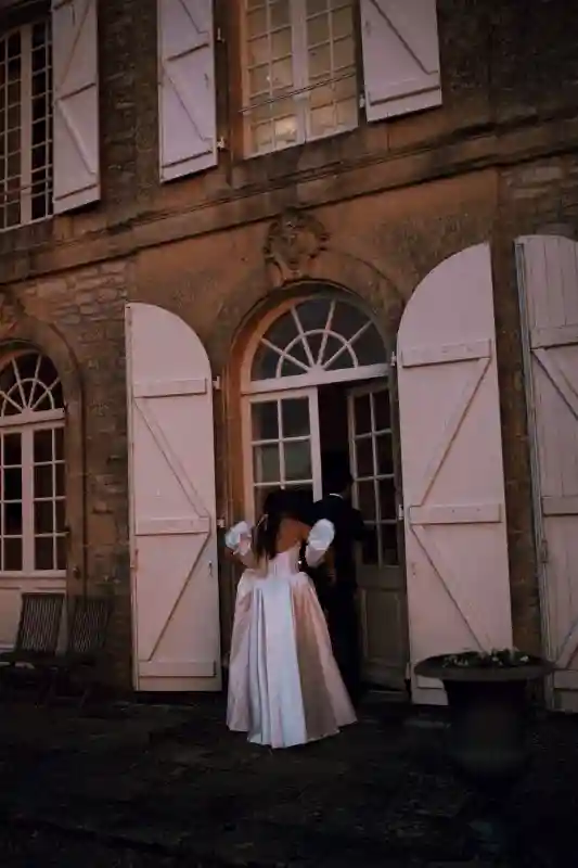 An Intimate Wedding for Micaela and Lucas